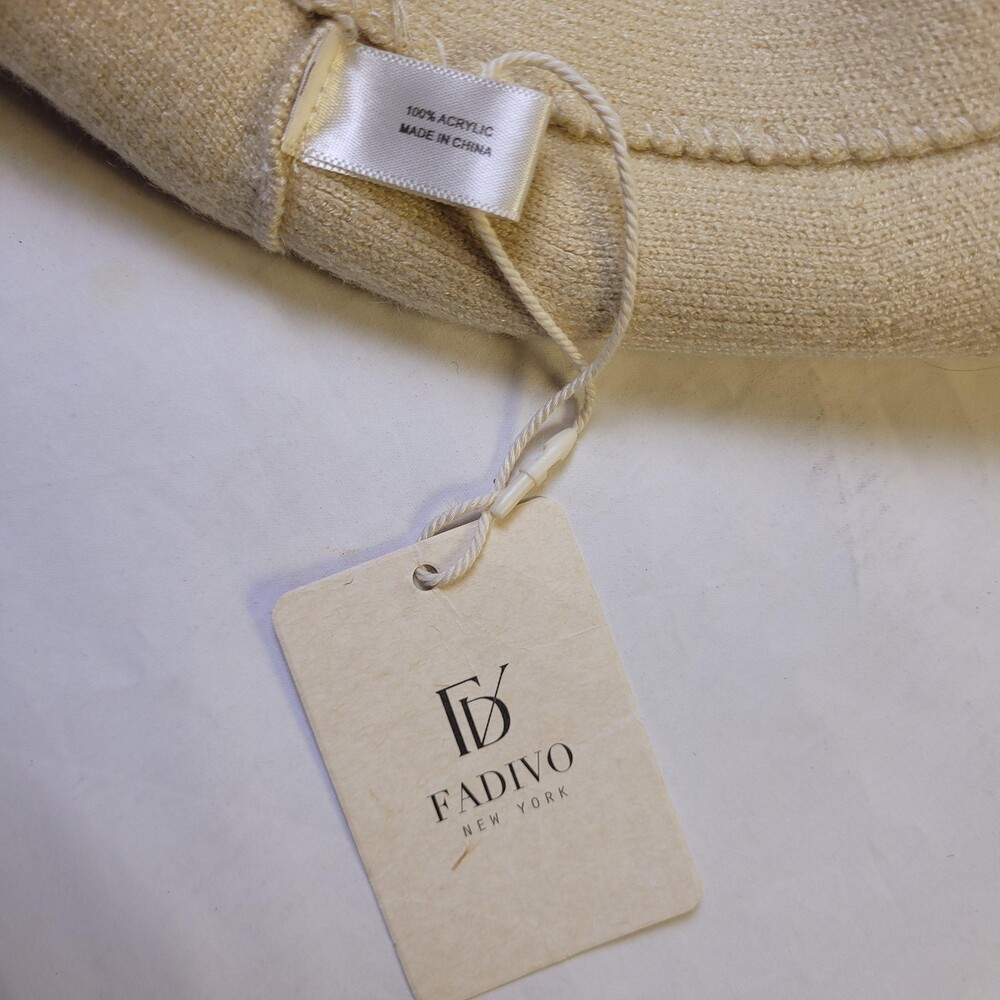 Fadivo New York Hat French Beret Fitted Womens One Size Beige Knit Acrylic NWT